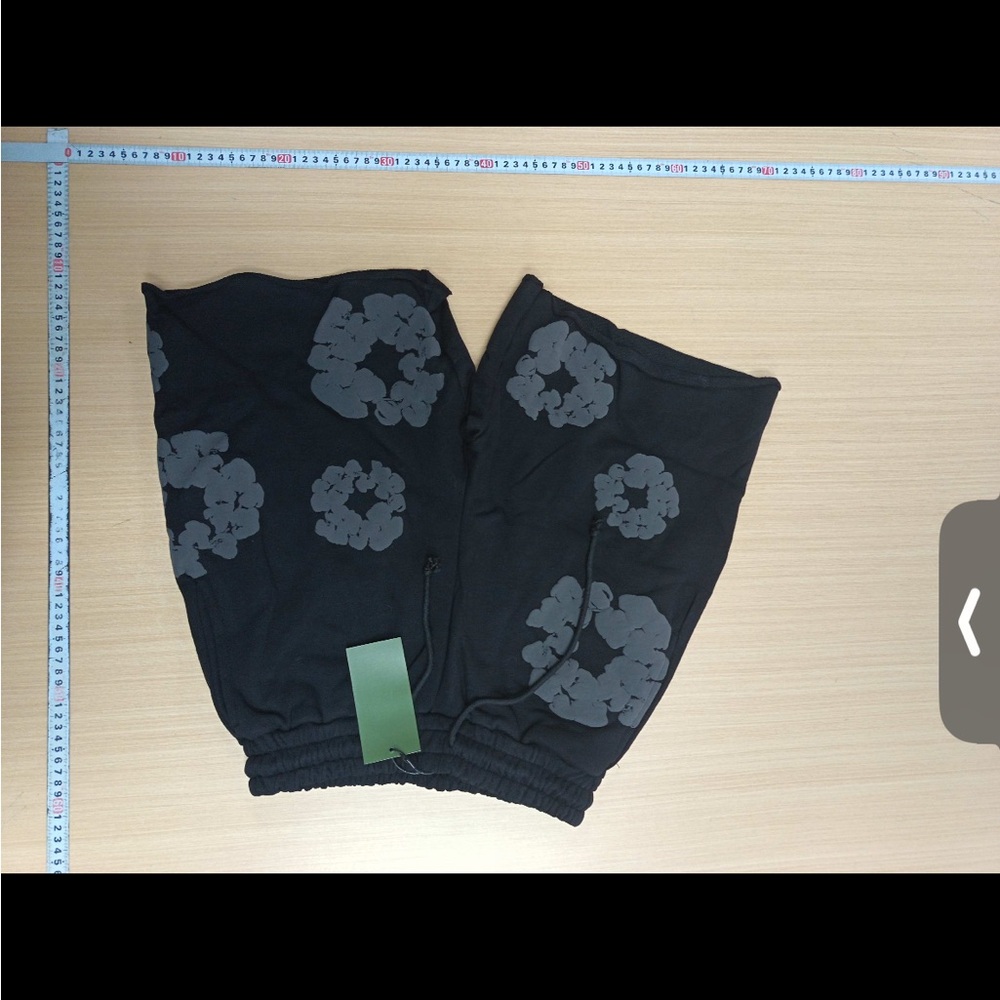 Black and Gray Athletic Shorts Lightweight and Breathable
